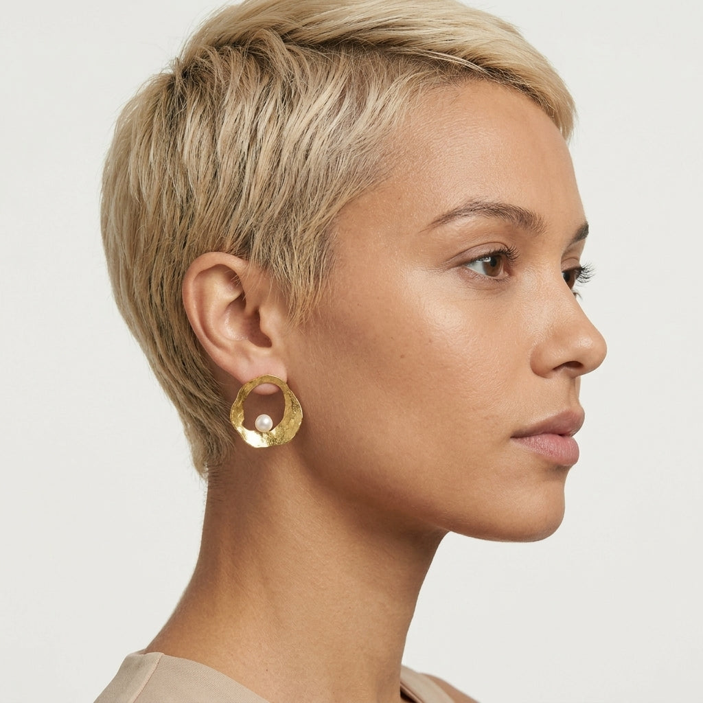 Luna Pearl Earrings