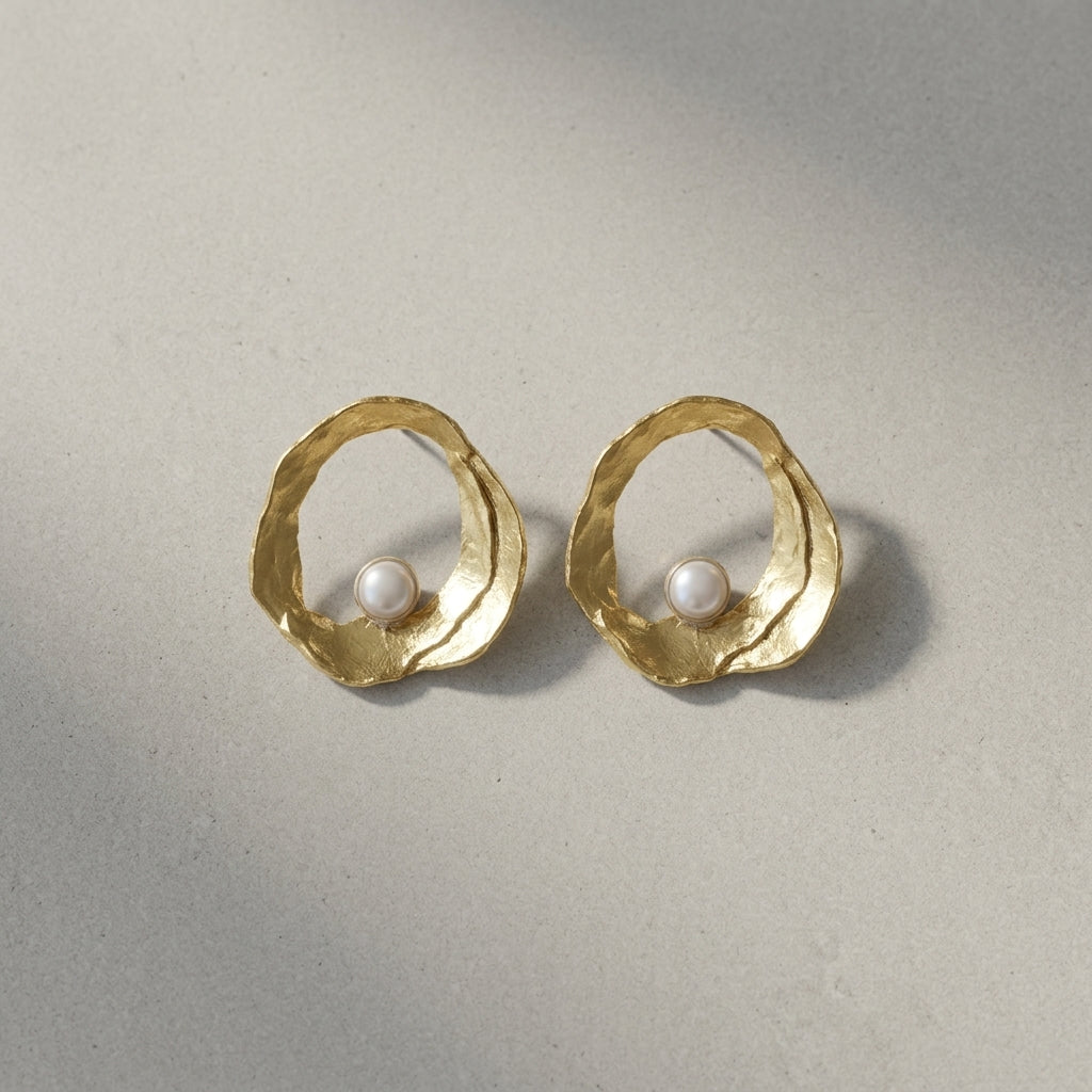 Luna Pearl Earrings